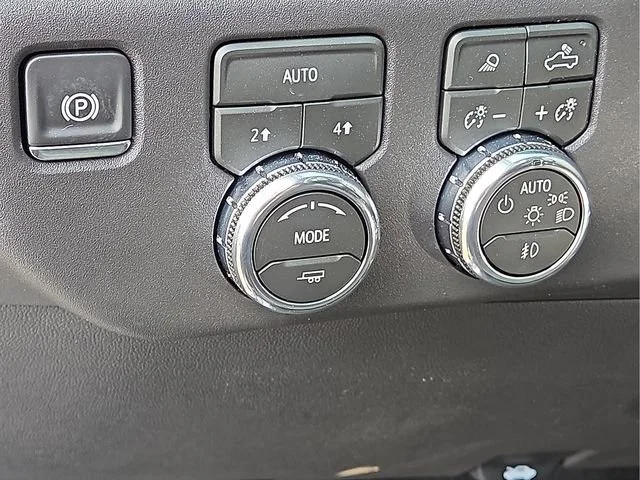 2026 GMC Sierra 1500 SLT - Photo 15