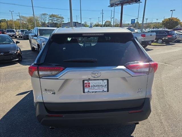 Certified Used 2025 SILVER SKY METALLIC Toyota  image 5