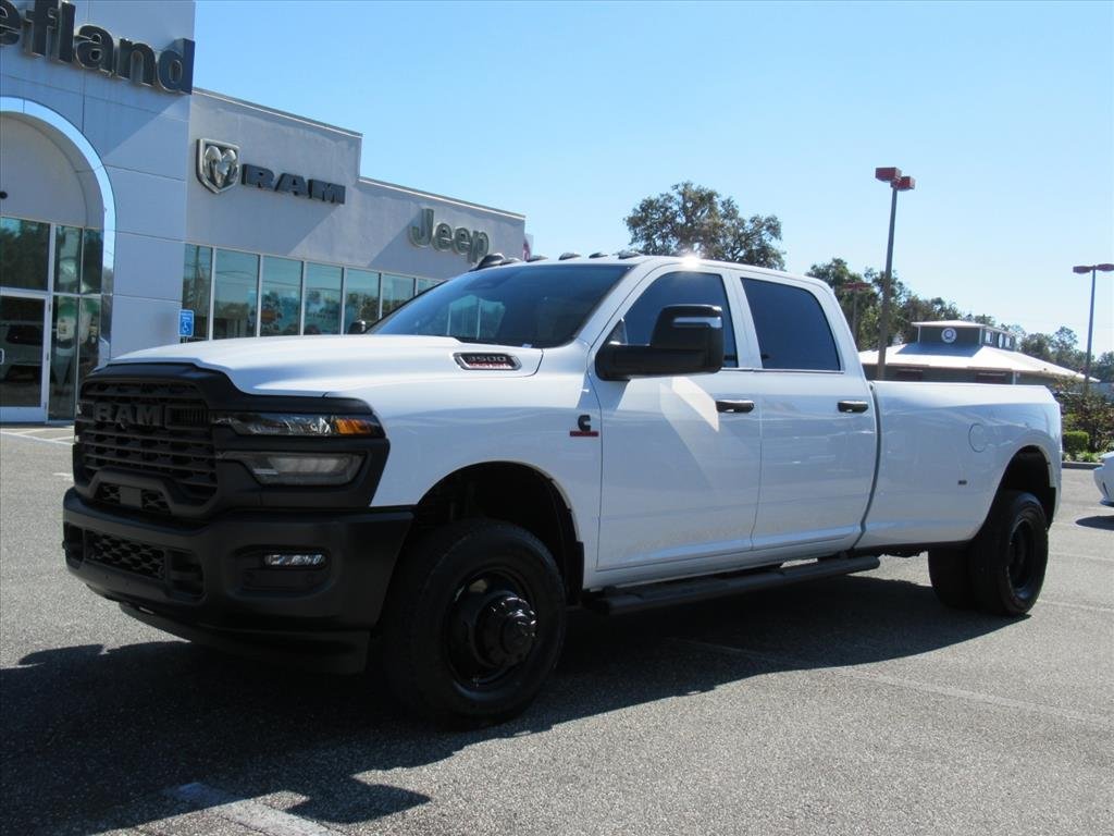 2026 Ram 3500 Tradesman photo 3