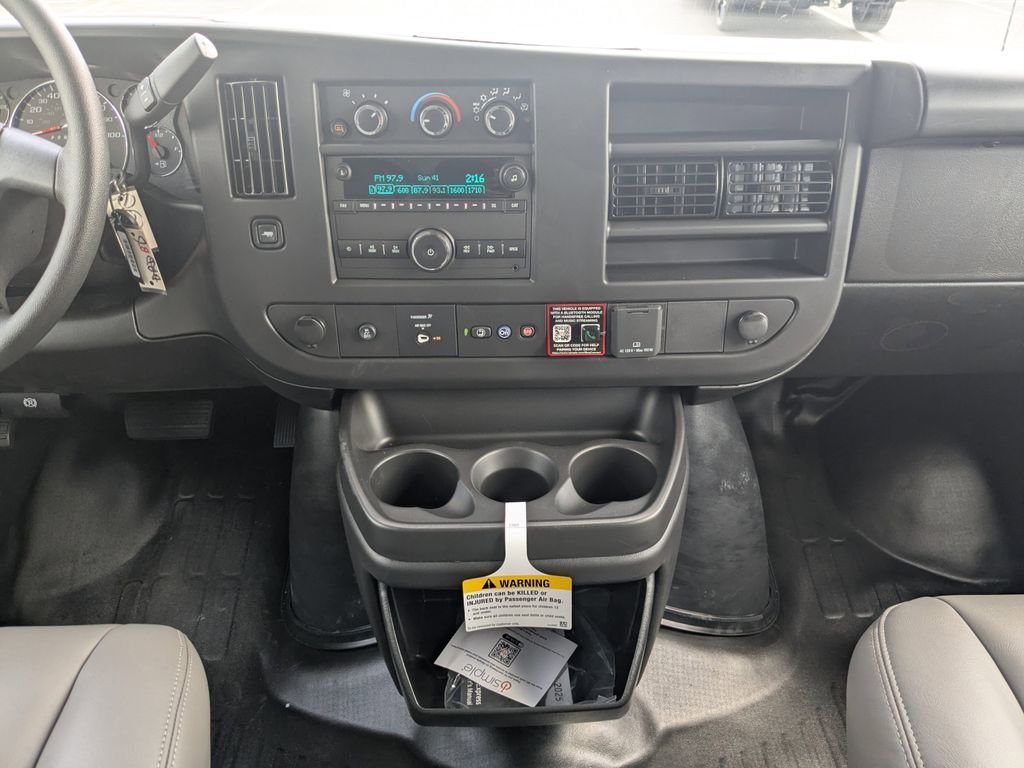 2025 Chevrolet Express Cargo Work Van - Photo 20