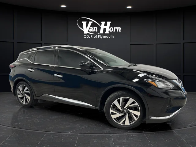 Used 2020 Super Black Metallic Nissan Platinum image 1