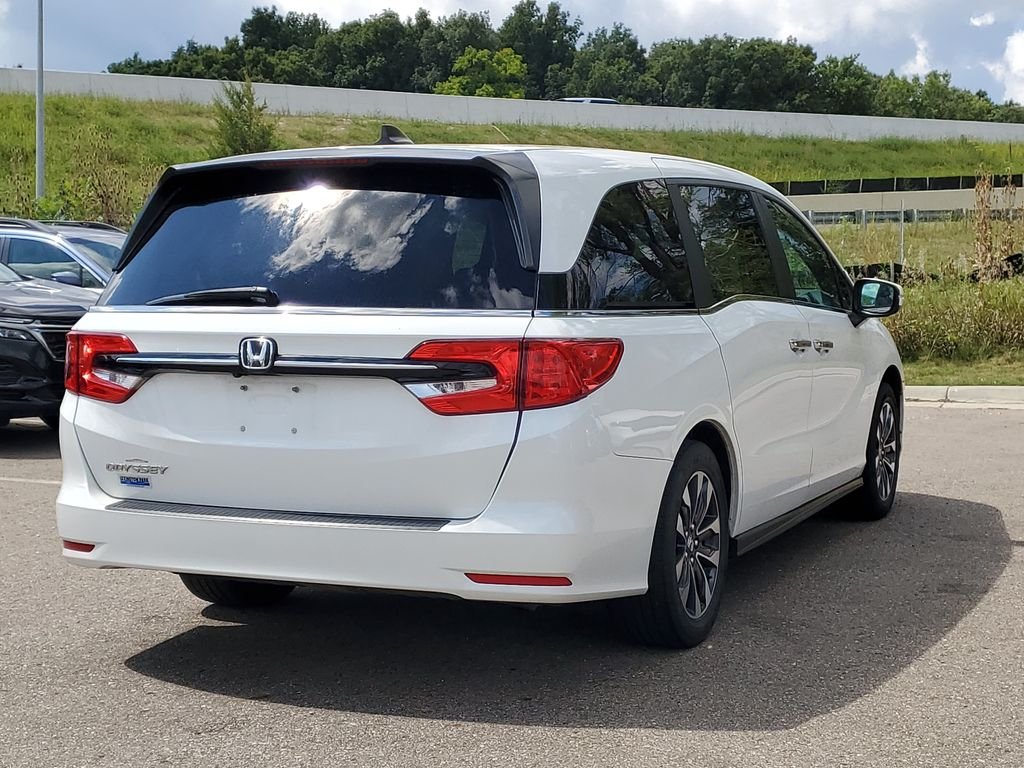 Certified Used 2021 Platinum White Pearl Honda EX-L image 3