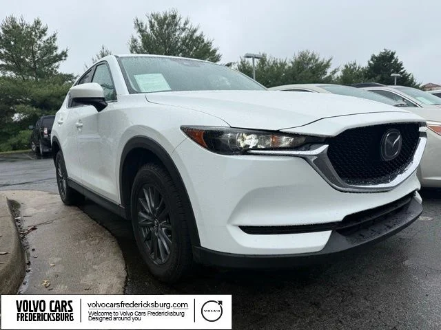 2021 Mazda CX-5 Touring Auto's photo