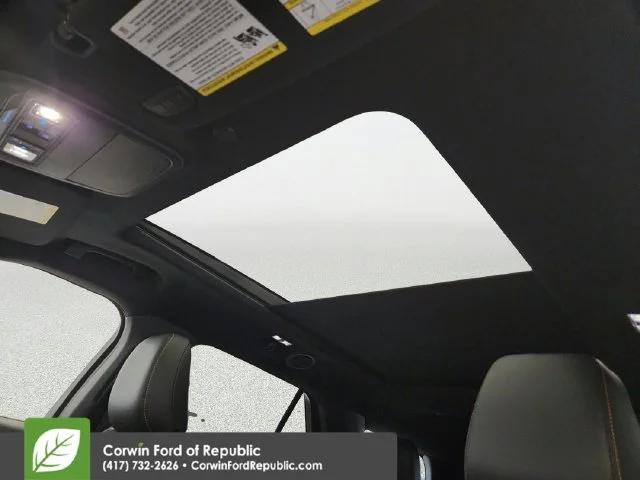 New 2026 Star White Metallic Tri-Coat Ford Tremor® image 48