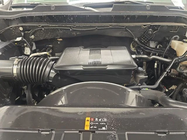 Used 2025 Summit White Chevrolet LT image 35