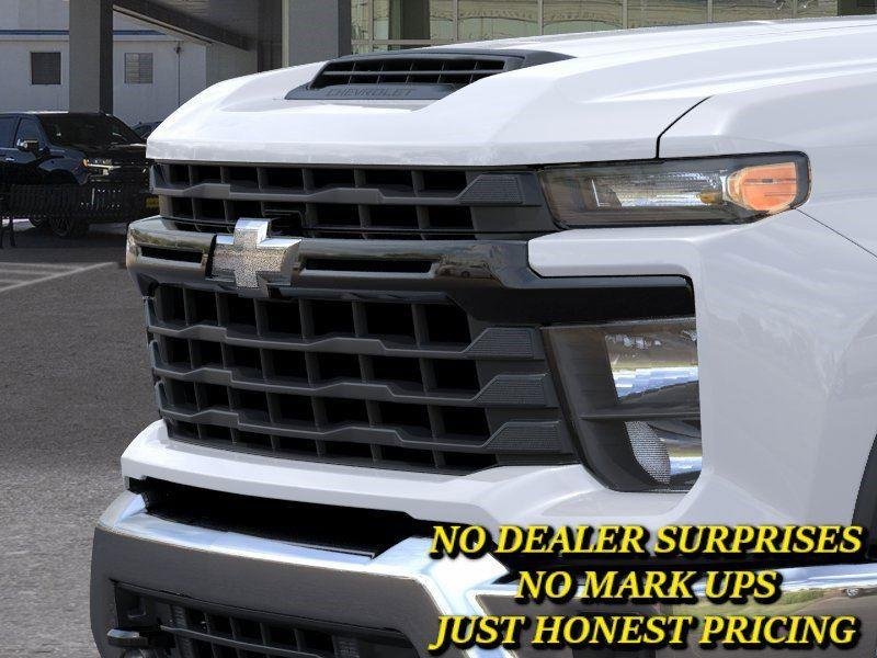 New 2026 Summit White Chevrolet Work Truck image 13