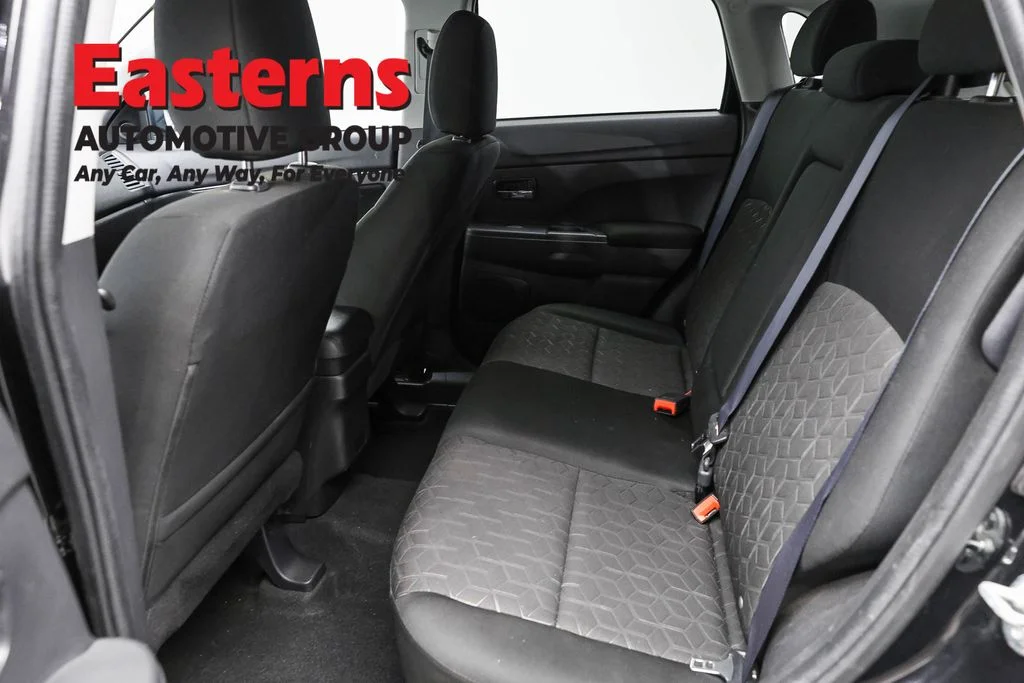 Used 2022 Black Mitsubishi 2.0 ES image 19