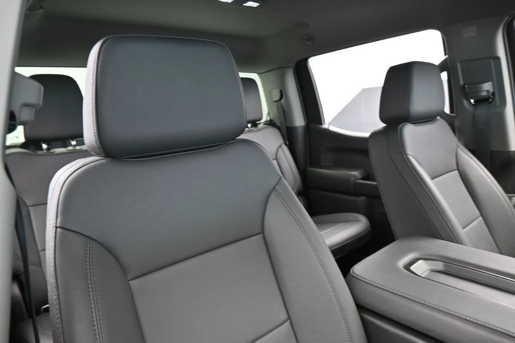 Used 2026 Summit White Chevrolet WT image 36