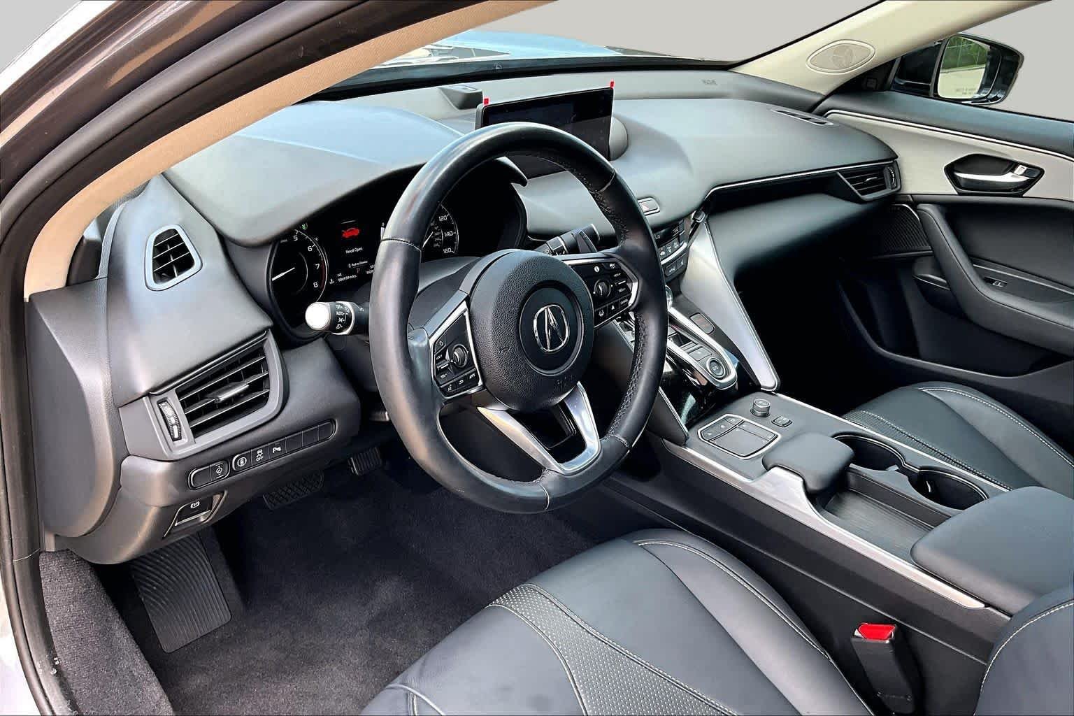 Used 2022 Modern Steel Metallic Acura w/Technology Package image 18