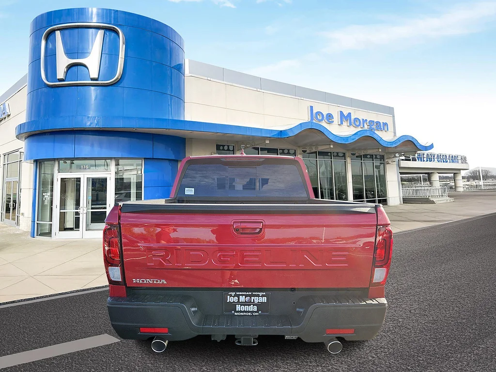 New 2026 Radiant Red Metallic II Honda RTL image 4
