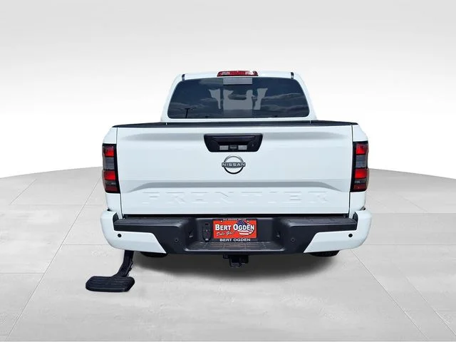 New 2026 Glacier White Nissan Crew Cab SV image 6