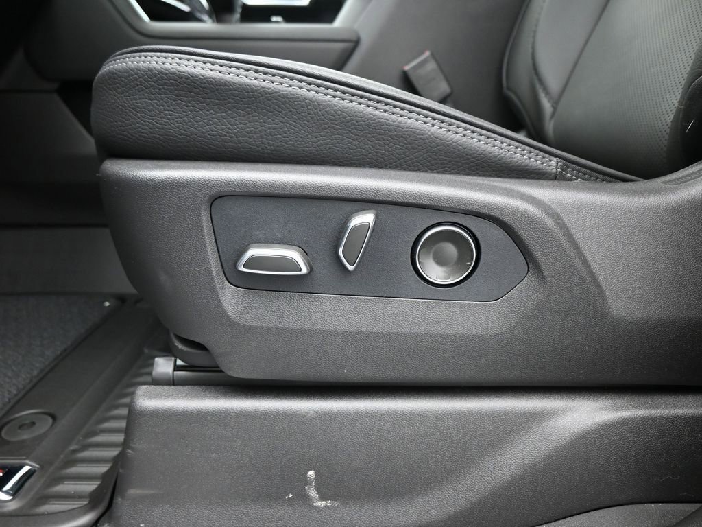 2026 GMC Sierra 1500 Denali - Photo 13