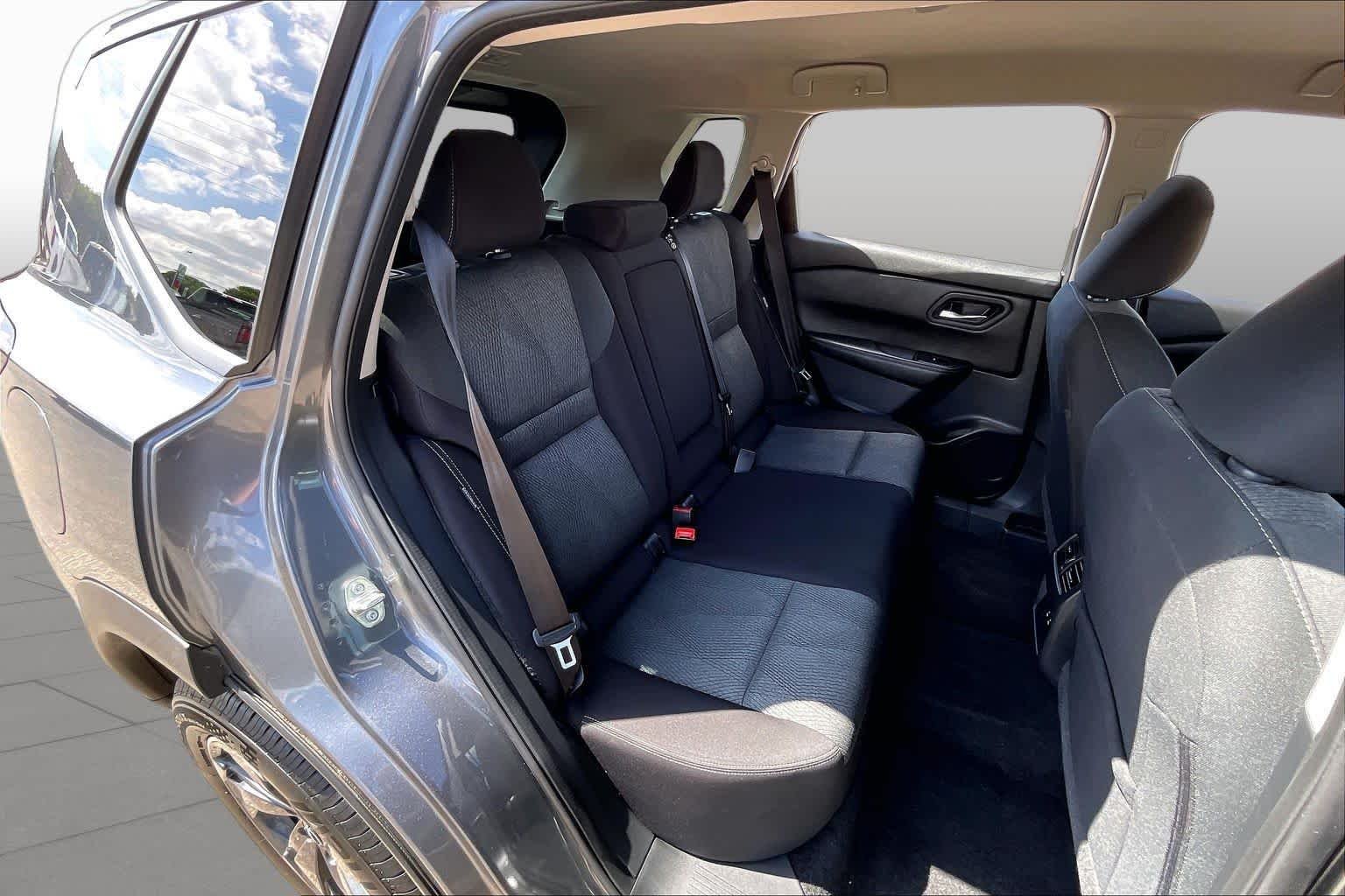 Used 2025 Gun Metallic Nissan SV image 18
