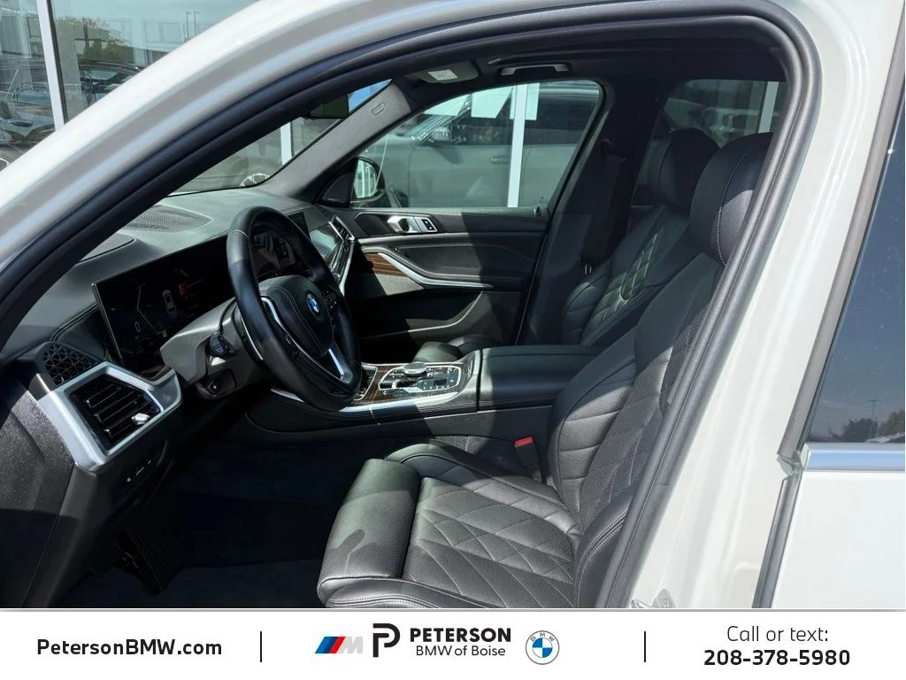 Used 2024 White BMW xDrive50e image 16