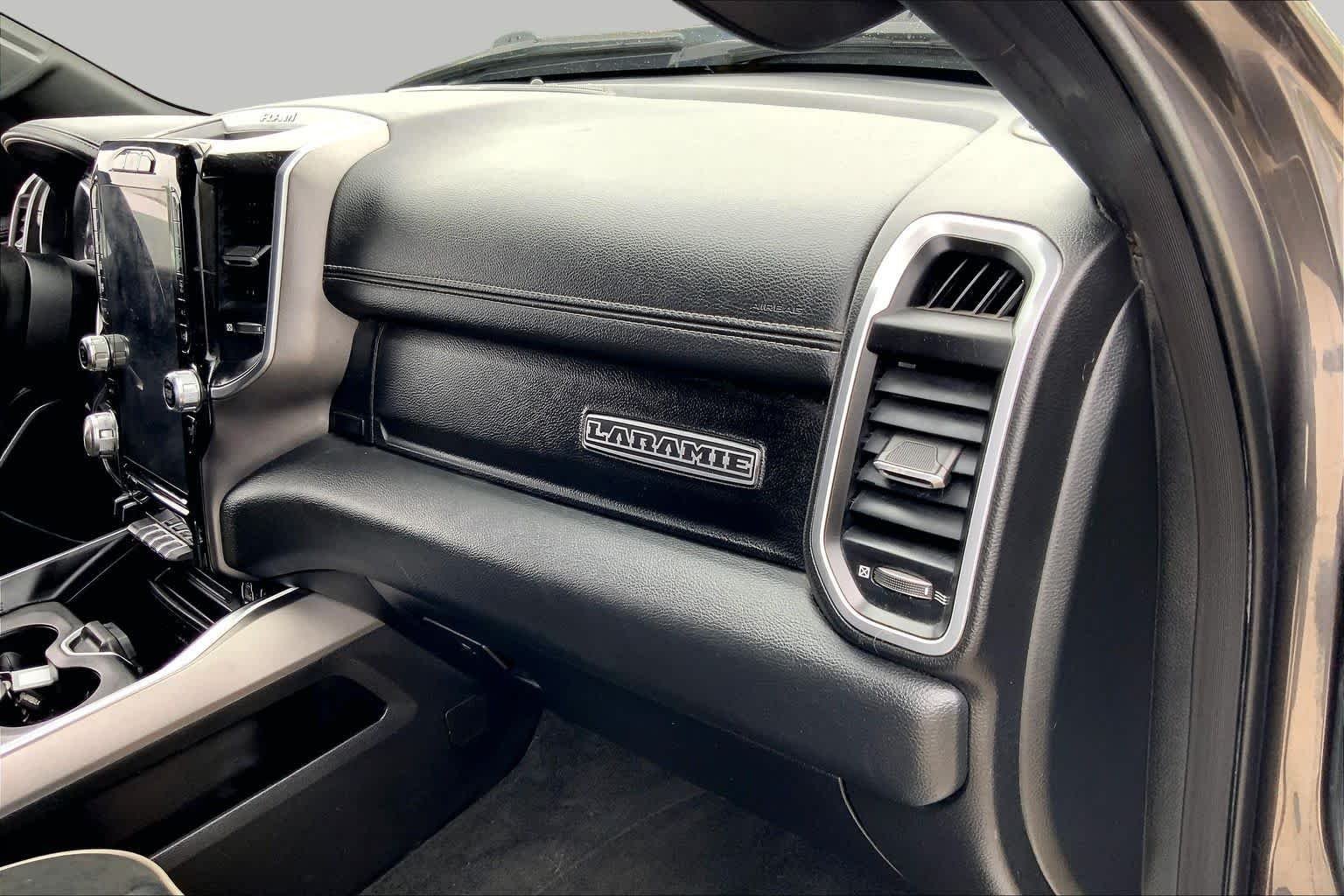 Used 2021 Granite Crystal Metallic Clearcoat Ram Laramie image 18