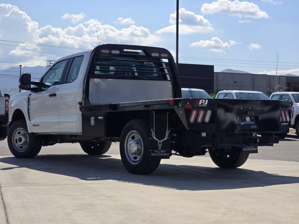New 2026 Oxford White Ford XL image 22