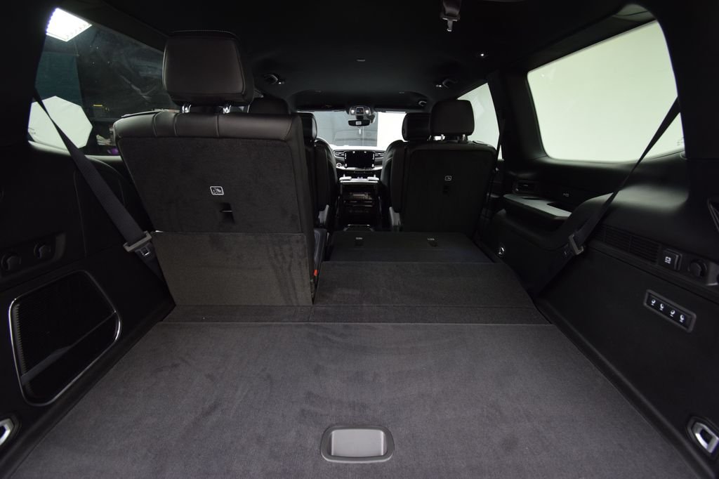 New 2026 High Gloss Black Exterior Paint Jeep Limited Altitude image 37