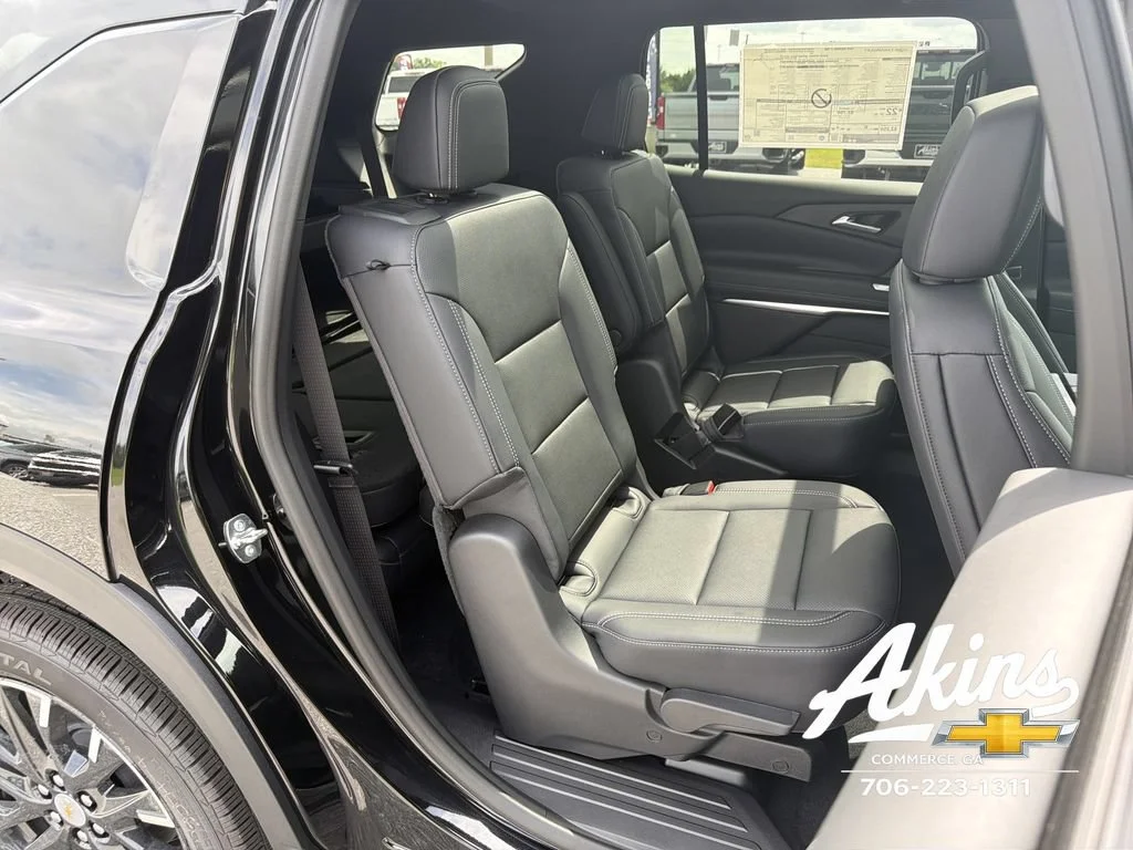 New 2026 Mosaic Black Metallic Chevrolet LT image 17