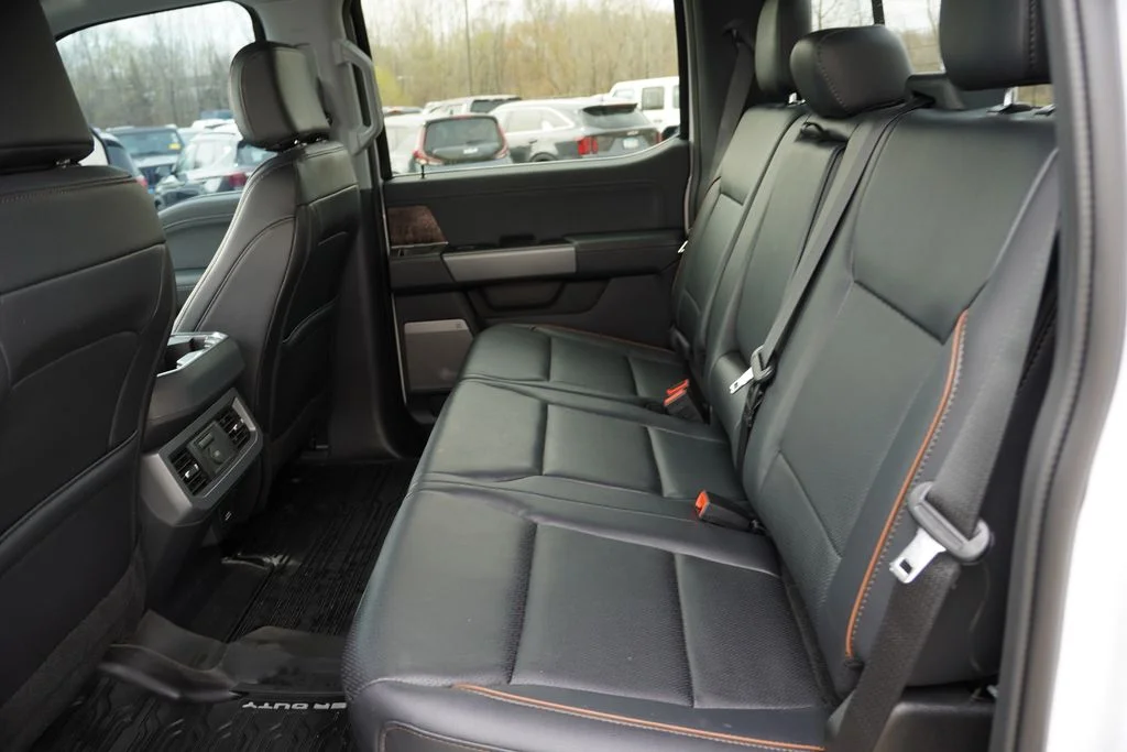 Used 2026 Oxford White Ford Lariat image 19