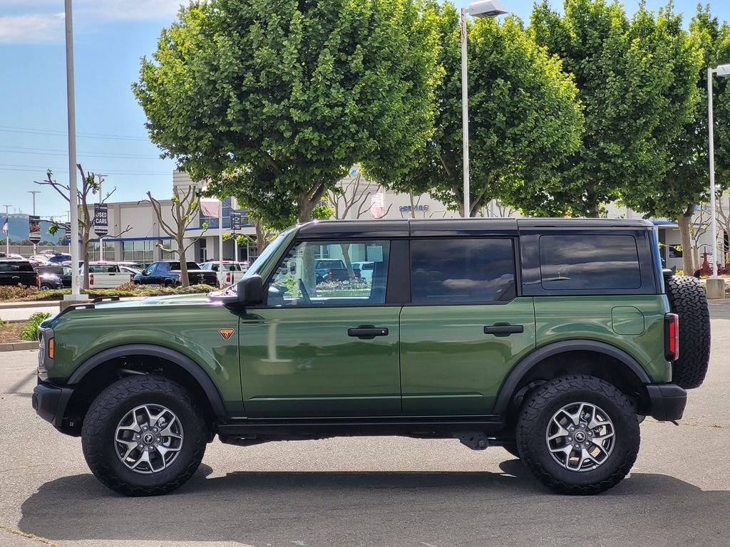 Used 2025 Green Ford Badlands image 7