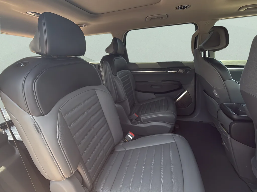 Certified Used 2024 Ivory Silver Matte Kia Land image 19