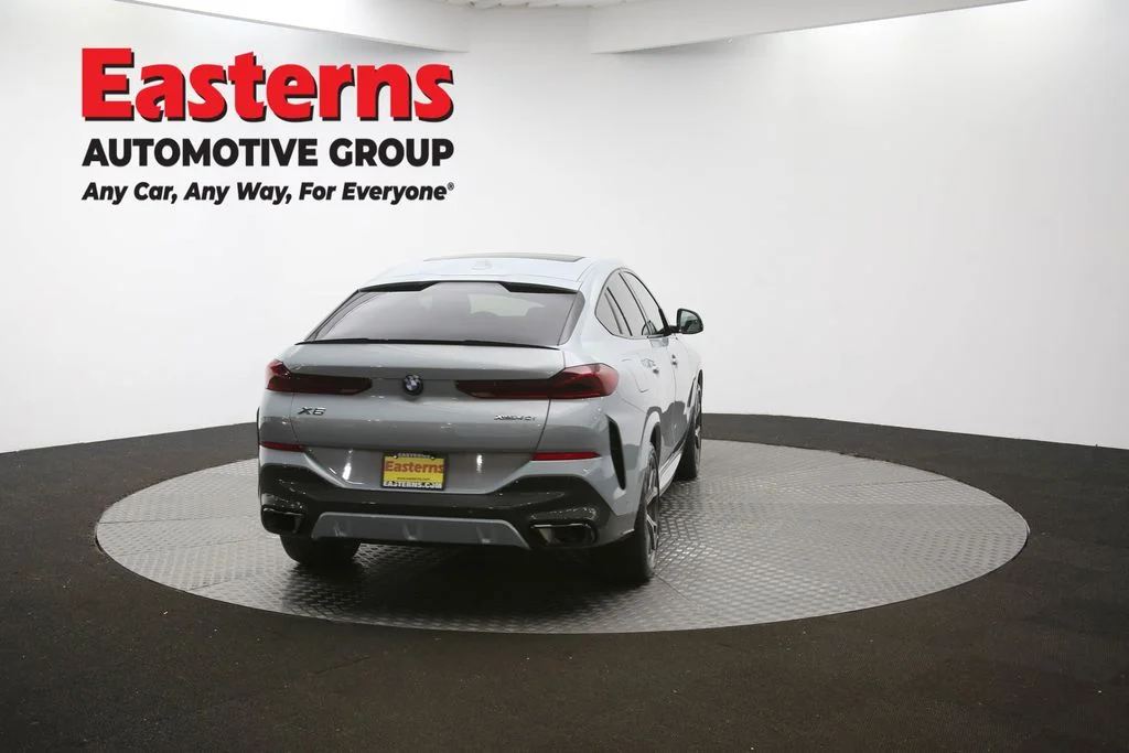 Used 2024 Gray BMW xDrive40i image 41