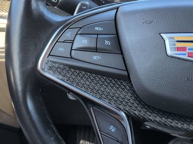 Used 2022 White Cadillac Sport image 22
