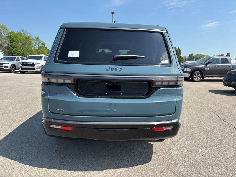 New 2026 Steel Blue Jeep Limited Altitude image 4