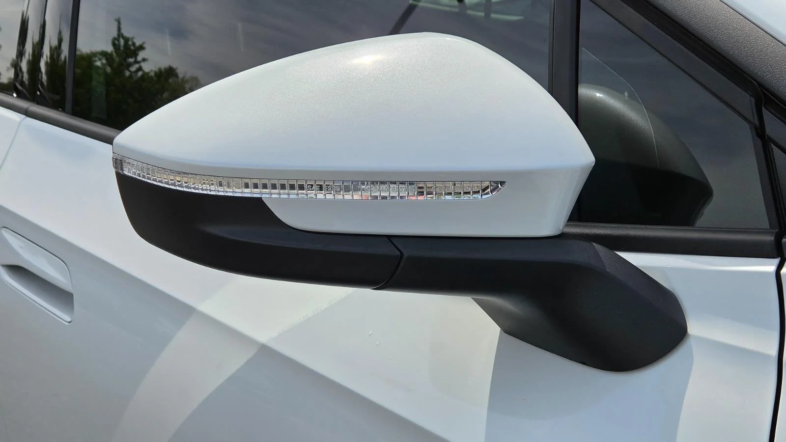 New 2026 Opal White Pearl Volkswagen Pro image 17