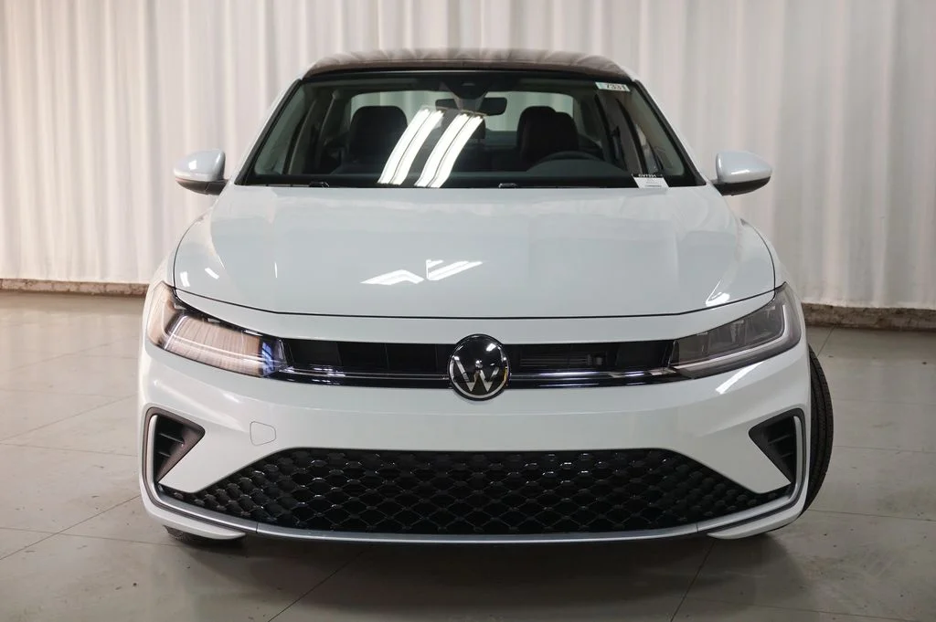 New 2026 Opal White Volkswagen 1.5T SE image 5