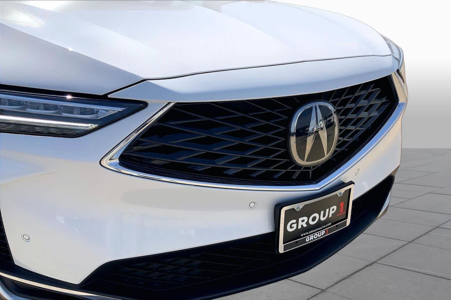 Used 2026 Platinum White Pearl Acura w/Technology Package image 29