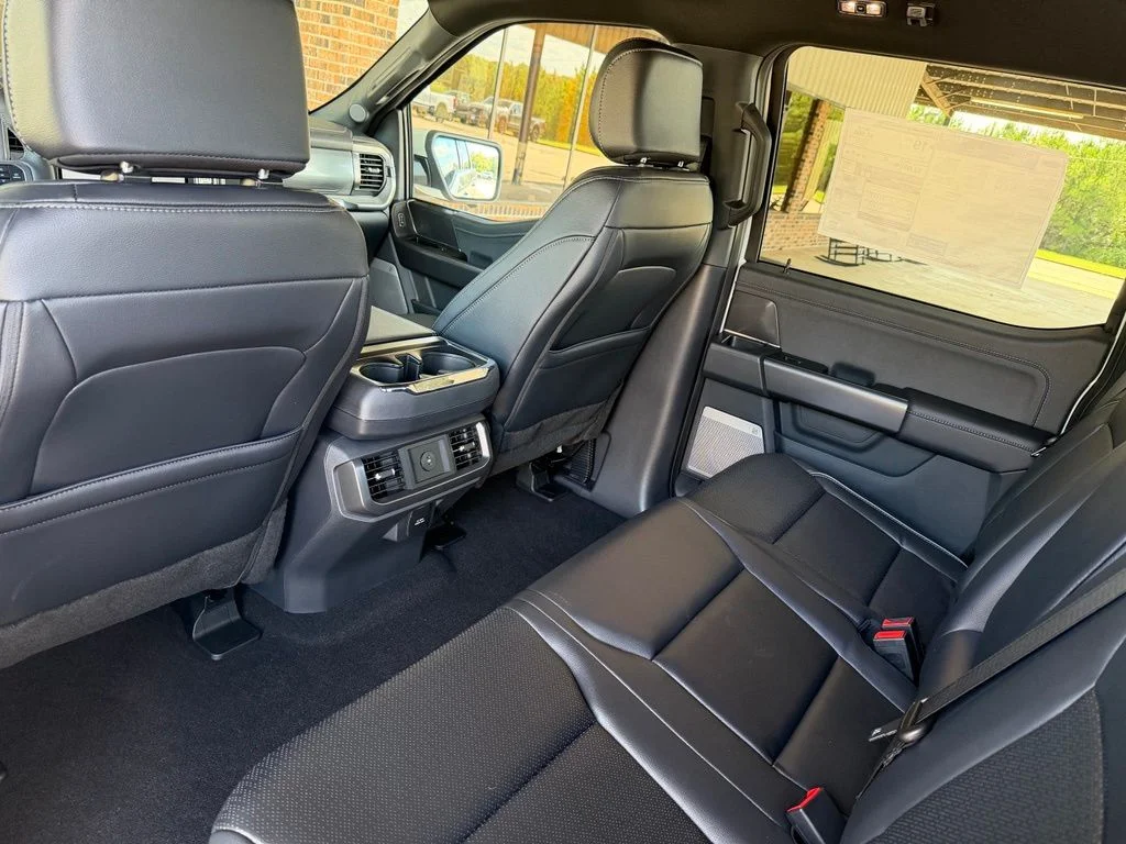 New 2026 Oxford White Ford Lariat® image 12