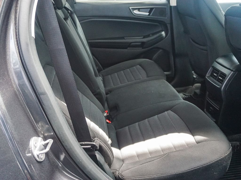 Used 2020 Gray Ford SE image 14