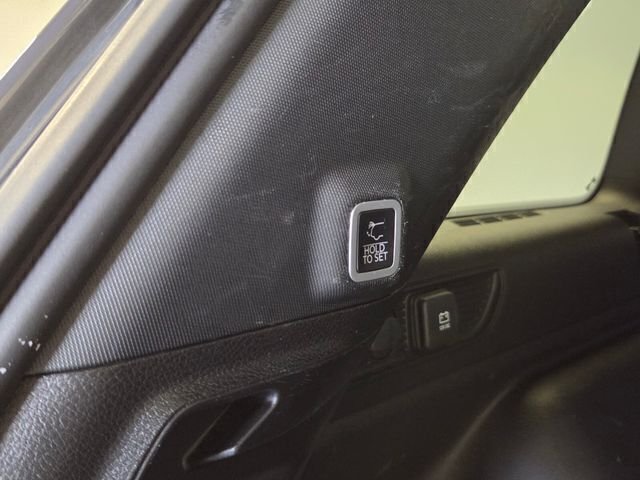 Used 2024 Gray Jeep Altitude image 15