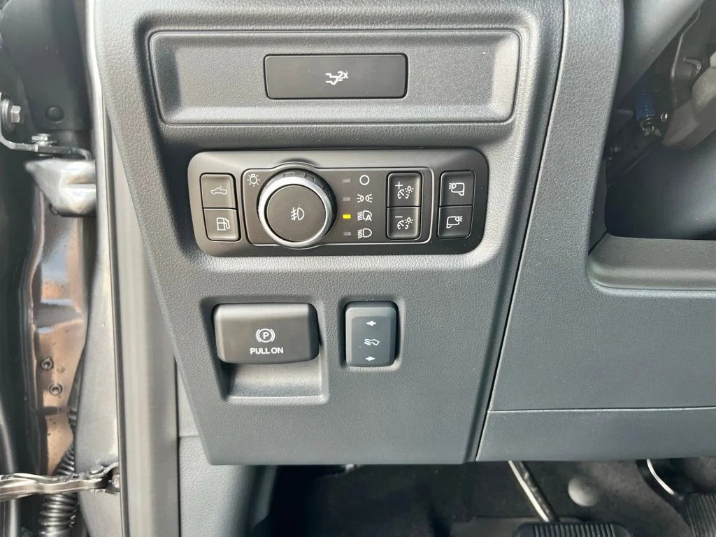 New 2026 Gray Ford Lariat image 17