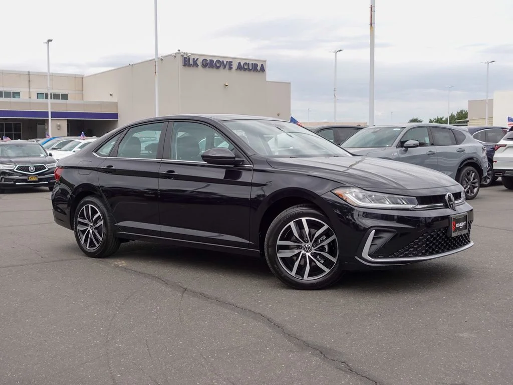New 2026 Deep Black Pearl Volkswagen 1.5T SE image 5