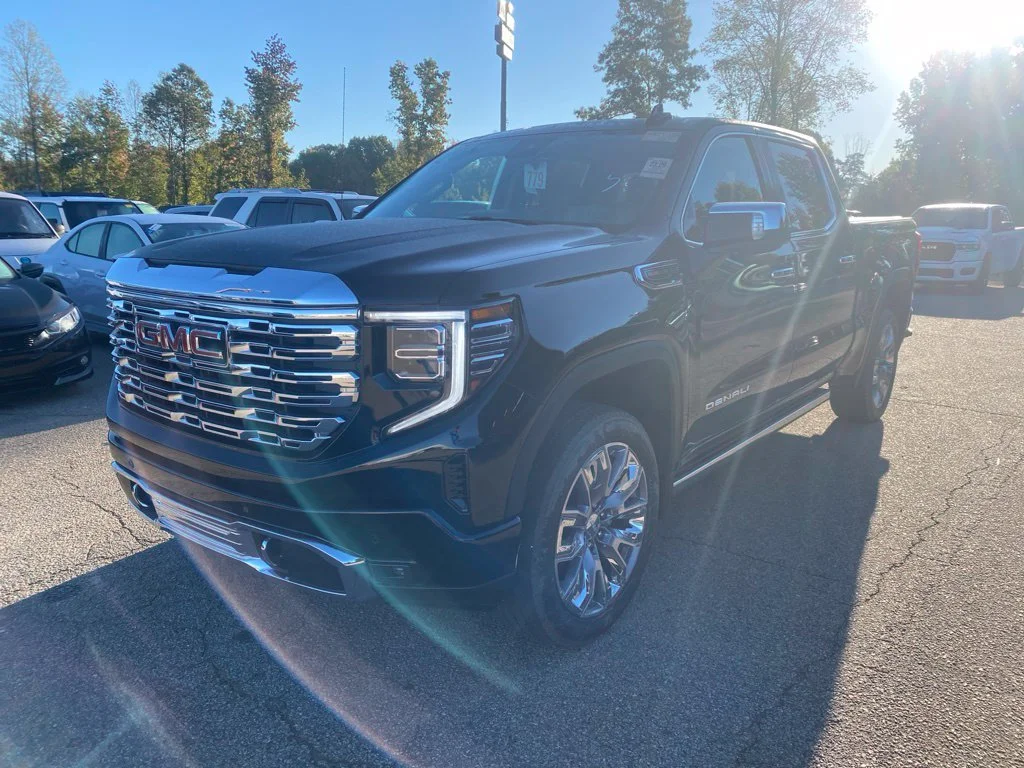 Used 2026 Black GMC Denali image 1