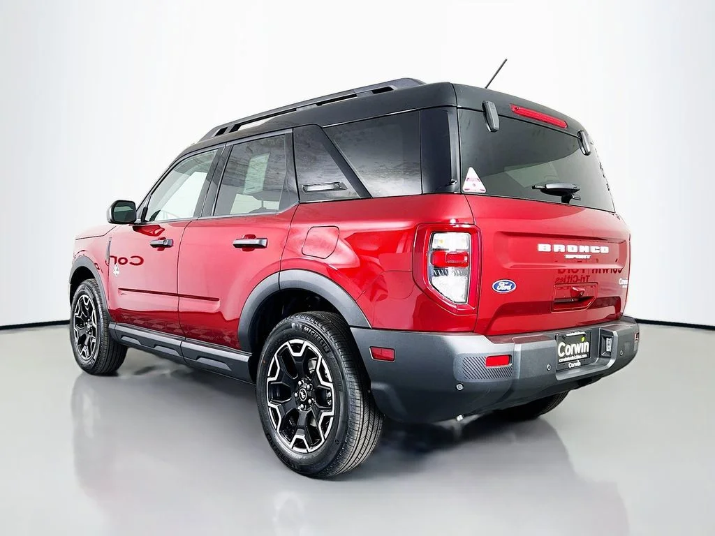 New 2026 Ruby Red Metallic Tinted Clearcoat Ford Outer Banks image 11