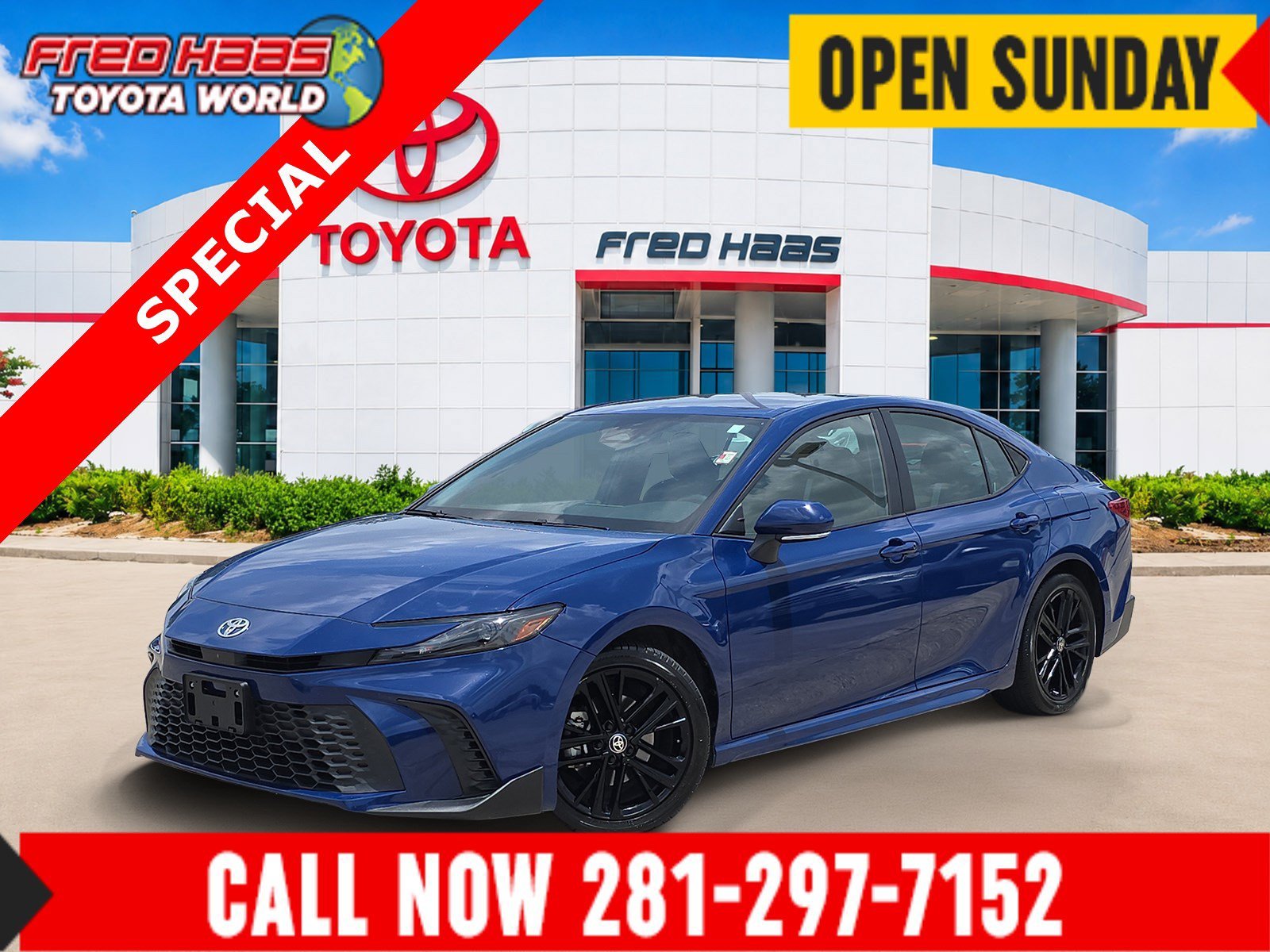Used 2025 blue Toyota SE image 1