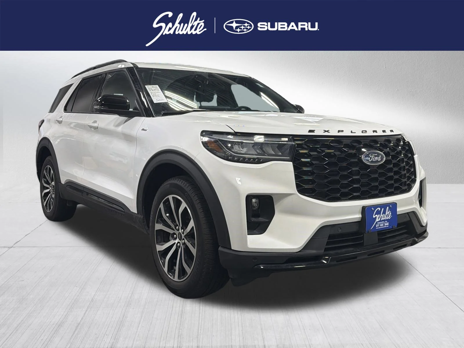 2025 Ford Explorer ST-LINE 4WD (PL535)'s photo