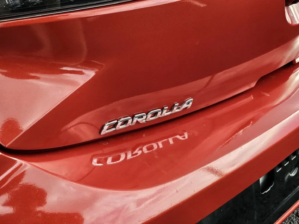 Used 2019 Red Toyota SE image 8