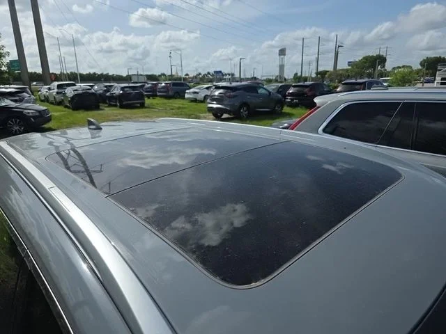 Used 2023 Gray Nissan SL image 5