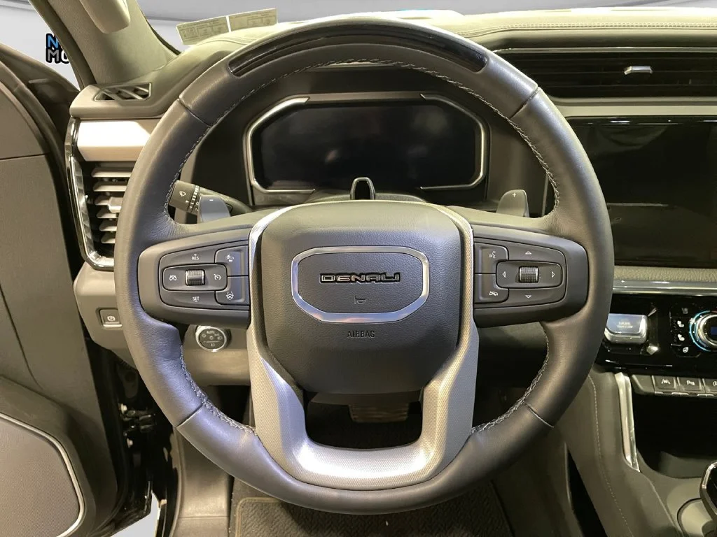 Used 2026 Onyx Black GMC Denali image 12