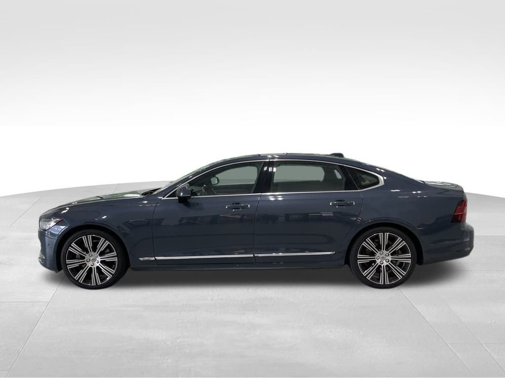 2022 Volvo S90 Inscription photo 3