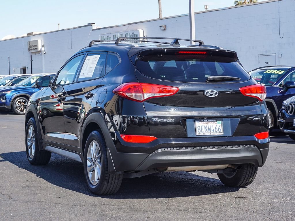 Used 2018 Black Hyundai SEL image 5