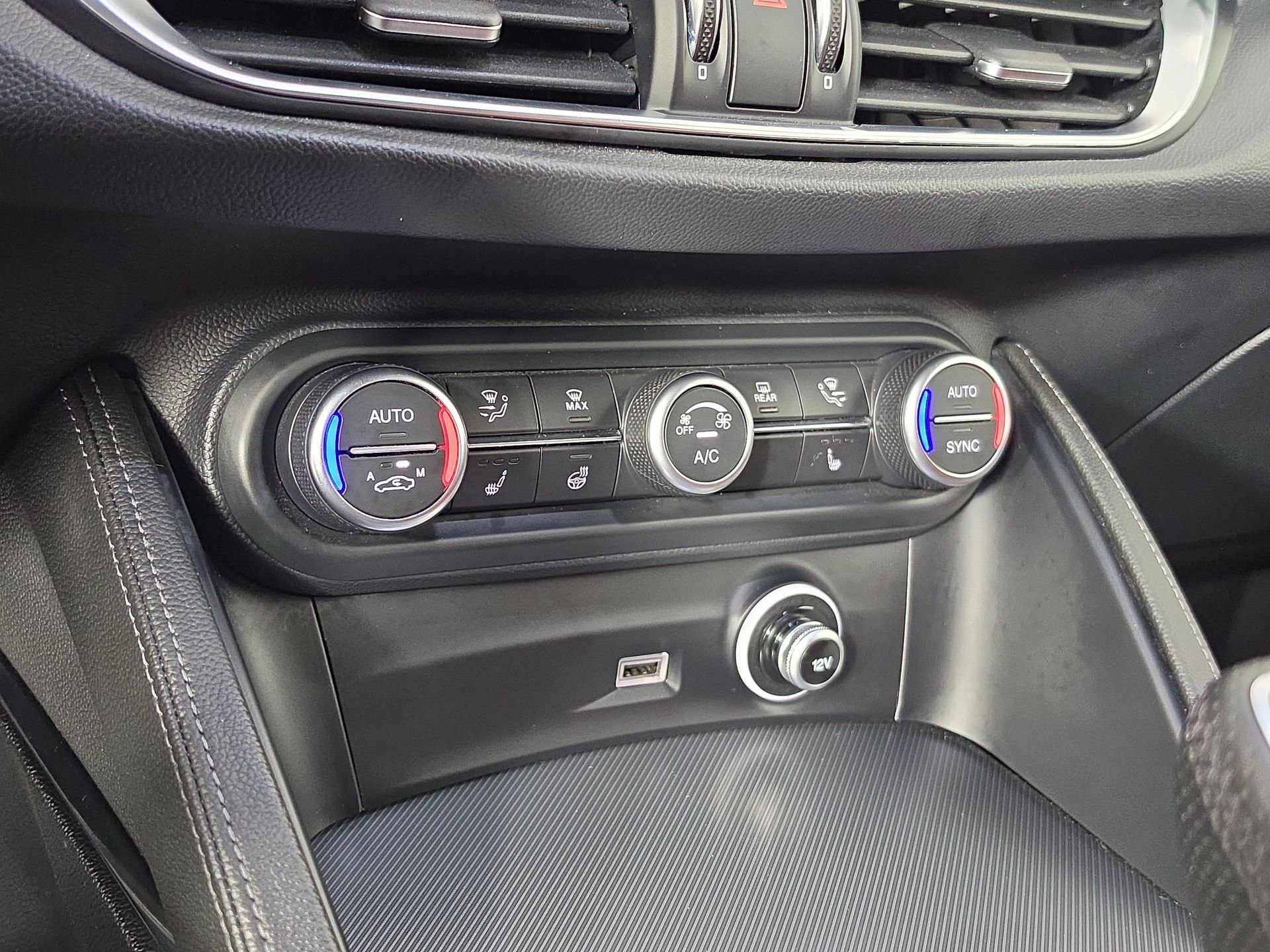 Used 2024 Red Alfa Romeo Veloce image 30