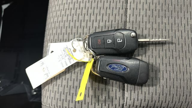 Used 2019 Blue Ford XLT image 36