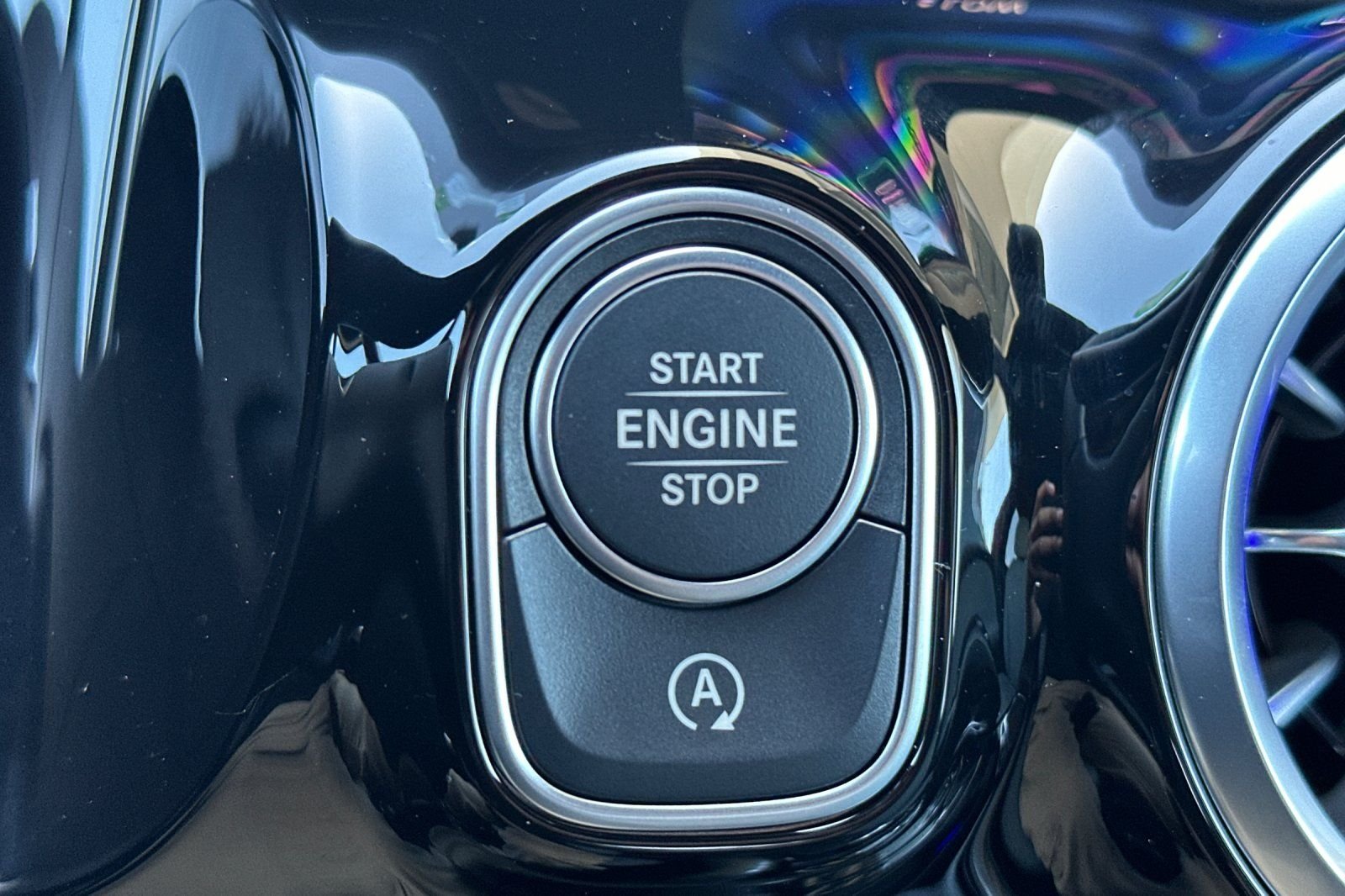 New 2026 Red Mercedes-Benz GLA 250 image 23