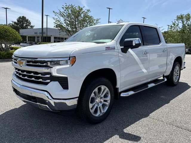 2026 Chevrolet Silverado 1500 LTZ - Photo 7