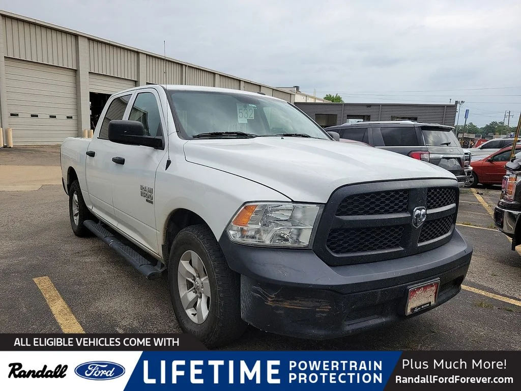 2022 RAM 1500 Classic Tradesman Crew Cab 5'7's photo